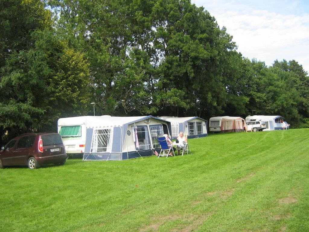 Hjemstavnsgardens Camping & Cottages Glamsbjerg Exterior photo